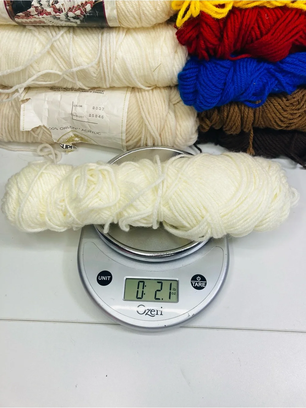 🐱 🐶. ~1.7oz Tagged and Untagged Vintage Yarn Skeins
